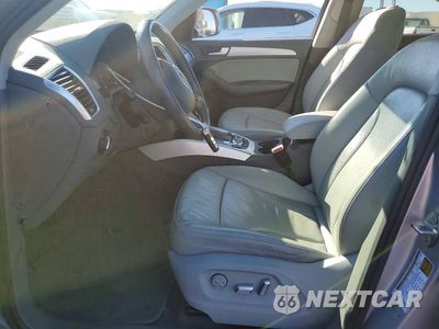 Zdjęcie 7 z 13 samochodu: 2016 AUDI Q5 PREMIUM VIN:WA1C2AFP8GA047700 - miniatura
