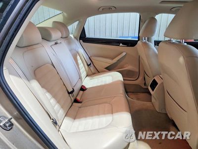 Zdjęcie 10 z 12 samochodu: 2015 VOLKSWAGEN PASSAT SEL VIN:1VWCV7A32FC023719 - miniatura
