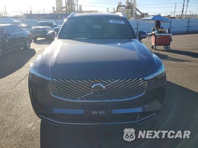 Piąte zdjęcie samochodu w środku: 2026 VOLVO XC90 PLUS VIN:YV4H60PE9T1433816 - miniatura