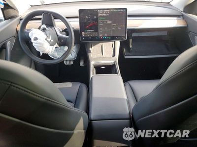 Zdjęcie 8 z 13 samochodu: 2022 TESLA MODEL Y VIN:7SAYGDEF1NF329515 - miniatura