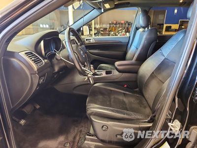 Zdjęcie 7 z 13 samochodu: 2018 JEEP GRAND CHEROKEE LAREDO VIN:1C4RJFAG0JC217860 - miniatura