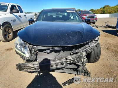 Piąte zdjęcie samochodu w środku: 2017 HONDA ACCORD SPORT VIN:1HGCR2F5XHA194948 - miniatura