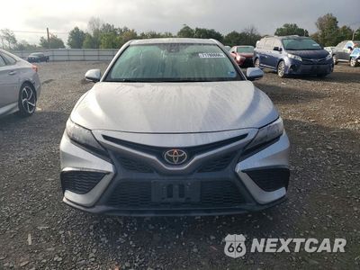 Piąte zdjęcie samochodu w środku: 2023 TOYOTA CAMRY SE VIN:4T1G11AK9PU781312 - miniatura