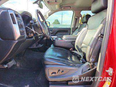 Zdjęcie 7 z 13 samochodu: 2018 CHEVROLET SILVERADO K1500 LT VIN:3GCUKREC9JG319669 - miniatura