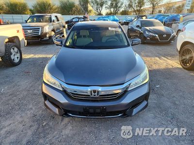 Piąte zdjęcie samochodu w środku: 2017 HONDA ACCORD TOURING HYBRID VIN:JHMCR6F76HC020109 - miniatura