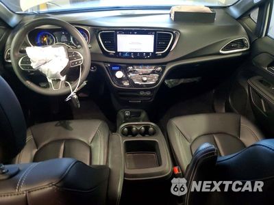 Zdjęcie 8 z 13 samochodu: 2025 CHRYSLER VOYAGER LX VIN:2C4RC1CG0SR534993 - miniatura