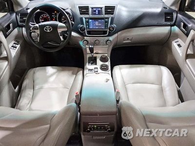 Zdjęcie 8 z 14 samochodu: 2013 TOYOTA HIGHLANDER PLUS VIN:5TDZA3EH9DS035868 - miniatura