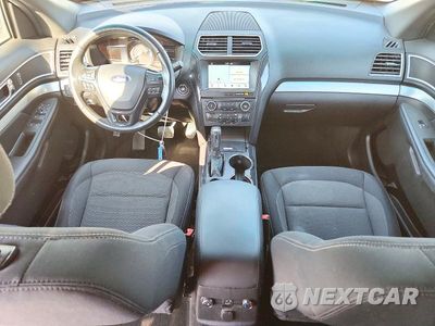 Zdjęcie 8 z 13 samochodu: 2017 FORD EXPLORER XLT VIN:1FM5K7D80HGB14149 - miniatura