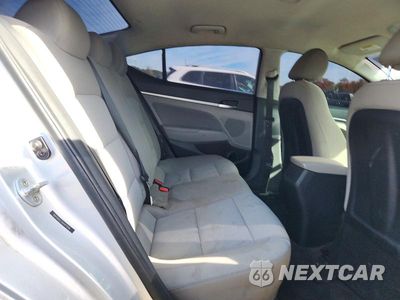 Zdjęcie 10 z 12 samochodu: 2019 HYUNDAI ELANTRA SEL VIN:5NPD84LF7KH417056 - miniatura