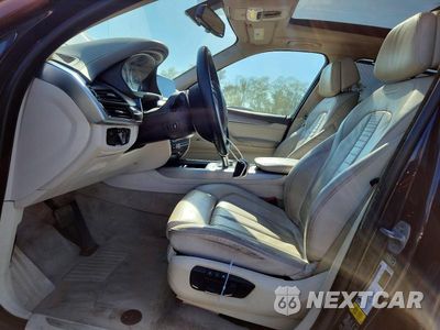 Zdjęcie 7 z 13 samochodu: 2014 BMW X5 XDRIVE50I VIN:5UXKR6C5XE0J72518 - miniatura