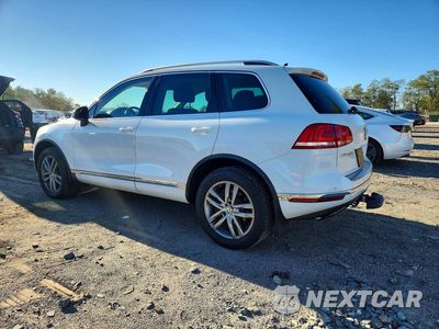 Drugie zdjęcie samochodu z przodu: 2016 VOLKSWAGEN TOUAREG SPORT VIN:WVGEF9BP6GD001297 - miniatura