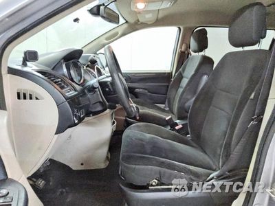 Zdjęcie 7 z 13 samochodu: 2019 DODGE GRAND CARAVAN SE VIN:2C4RDGBG7KR799539 - miniatura