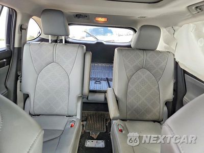 Zdjęcie 10 z 13 samochodu: 2025 TOYOTA HIGHLANDER VIN:5TDEBRCH7SS665225 - miniatura