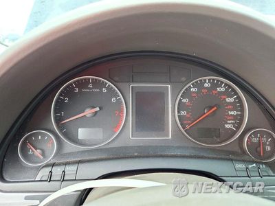 Zdjęcie 9 z 12 samochodu: 2003 AUDI A4 1.8T QUATTRO VIN:WAULC68E13A159922 - miniatura