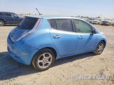 Trzecie zdjęcie samochodu z tyłu: 2012 NISSAN LEAF SV VIN:JN1AZ0CP8CT022952 - miniatura