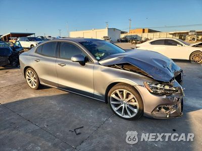 Czwarte zdjęcie samochodu z boku: 2020 VOLVO S60 T5 MOMENTUM VIN:7JR102FK4LG064452 - miniatura
