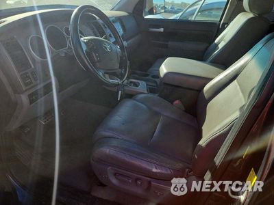 Zdjęcie 7 z 12 samochodu: 2010 TOYOTA TUNDRA DOUBLE CAB LIMITED VIN:5TFBY5F16AX110848 - miniatura