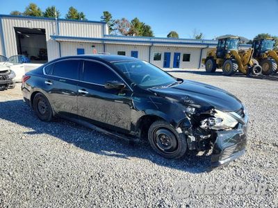 Czwarte zdjęcie samochodu z boku: 2018 NISSAN ALTIMA 2.5 S VIN:1N4AL3AP4JC104425 - miniatura