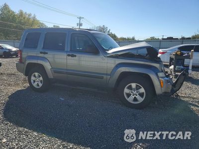 Czwarte zdjęcie samochodu z boku: 2012 JEEP LIBERTY SPORT VIN:1C4PJMAK9CW144117 - miniatura