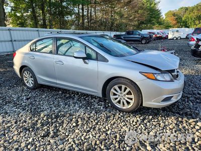 Czwarte zdjęcie samochodu z boku: 2012 HONDA CIVIC EXL VIN:19XFB2F90CE301885 - miniatura