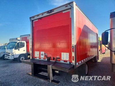 Trzecie zdjęcie samochodu z tyłu: 2018 HINO 195 BOX TRUCK VIN:JHHSDM2H6JK006346 - miniatura