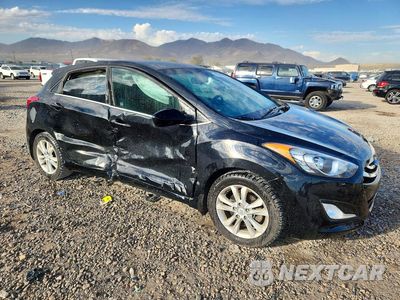 Czwarte zdjęcie samochodu z boku: 2013 HYUNDAI ELANTRA GT BASE VIN:KMHD35LE1DU050705 - miniatura