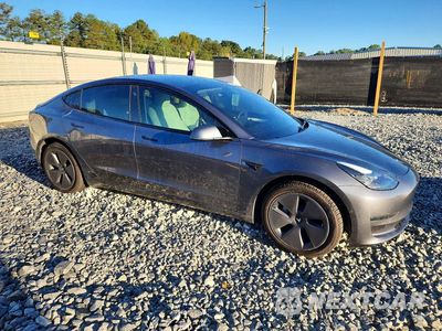 Czwarte zdjęcie samochodu z boku: 2022 TESLA MODEL 3 VIN:5YJ3E1EA2NF346095 - miniatura