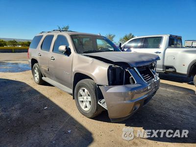 Czwarte zdjęcie samochodu z boku: 2014 GMC YUKON SLE VIN:1GKS1AE05ER248109 - miniatura