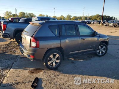 Trzecie zdjęcie samochodu z tyłu: 2017 JEEP COMPASS LATITUDE VIN:1C4NJDEB8HD192700 - miniatura