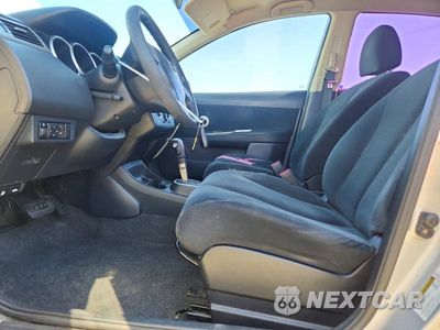 Zdjęcie 7 z 12 samochodu: 2011 NISSAN VERSA 1.8 S VIN:3N1BC1AP7BL470374 - miniatura
