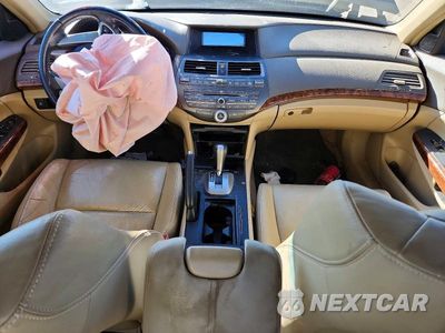 Zdjęcie 8 z 12 samochodu: 2008 HONDA ACCORD EXL VIN:1HGCP26868A147593 - miniatura