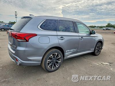 Trzecie zdjęcie samochodu z tyłu: 2018 MITSUBISHI OUTLANDER SE VIN:JA4J24A50JZ031367 - miniatura