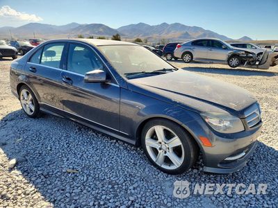Czwarte zdjęcie samochodu z boku: 2011 MERCEDES-BENZ C 300 4MATIC VIN:WDDGF8BB4BR146951 - miniatura
