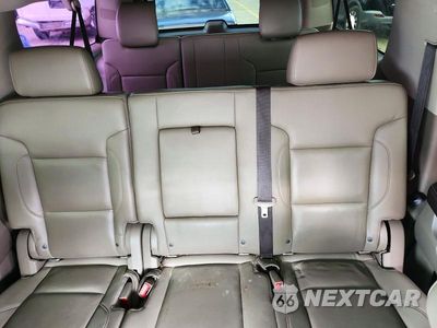 Zdjęcie 10 z 13 samochodu: 2018 CHEVROLET SUBURBAN K1500 LT VIN:1GNSKHKC9JR341068 - miniatura