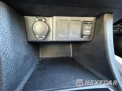 Zdjęcie 14 z 14 samochodu: 2019 TOYOTA COROLLA LE VIN:5YFBURHE4KP890447 - miniatura