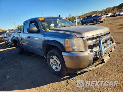 Czwarte zdjęcie samochodu z boku: 2007 CHEVROLET SILVERADO K1500 VIN:1GCEK19C27Z535047 - miniatura
