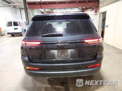 Zdjęcie 6 z 13 samochodu: 2023 JEEP GRAND CHEROKEE LIMITED VIN:1C4RJHBG8PC612307 - miniatura