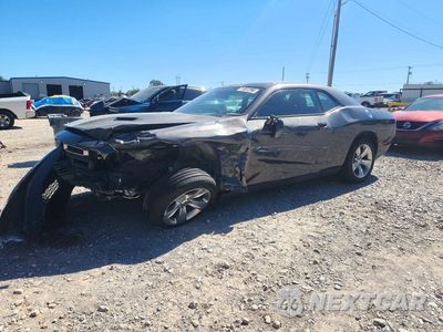 2015 DODGE CHALLENGER SXT 2C3CDZAG6FH810985 - główne zdjęcie licytacji z USA - miniatura
