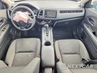 Zdjęcie 8 z 14 samochodu: 2021 HONDA HR-V EX VIN:3CZRU6H57MM700738 - miniatura