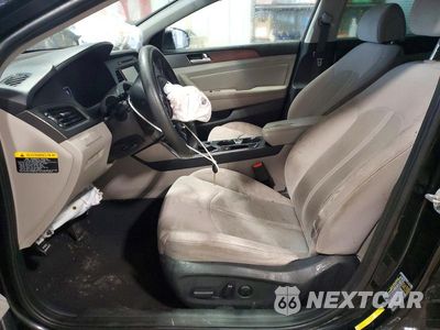 Zdjęcie 7 z 12 samochodu: 2017 HYUNDAI SONATA SPORT VIN:5NPE34AF0HH568142 - miniatura
