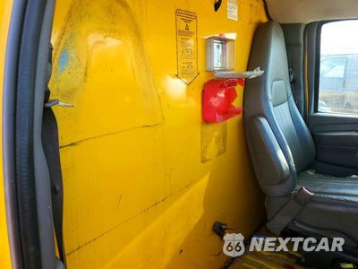 Zdjęcie 11 z 13 samochodu: 2011 GMC SAVANA BOX TRUCK VIN:1GDY72CA7B1900627 - miniatura