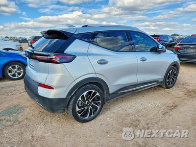 Trzecie zdjęcie samochodu z tyłu: 2023 CHEVROLET BOLT EUV PREMIER VIN:1G1FZ6S07P4108885 - miniatura