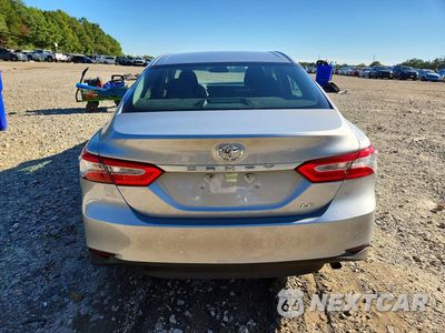 Zdjęcie 6 z 12 samochodu: 2018 TOYOTA CAMRY LE VIN:4T1B11HK6JU096921 - miniatura