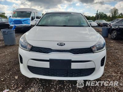 Piąte zdjęcie samochodu w środku: 2018 KIA RIO S VIN:3KPA24AB4JE095287 - miniatura