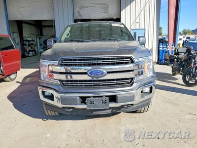 Piąte zdjęcie samochodu w środku: 2018 FORD F150 SUPERCREW VIN:1FTFW1EG7JKD36254 - miniatura