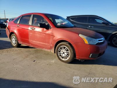 Czwarte zdjęcie samochodu z boku: 2010 FORD FOCUS SE VIN:1FAHP3FN0AW138029 - miniatura