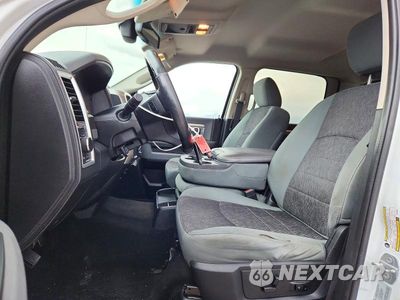 Zdjęcie 7 z 12 samochodu: 2015 RAM 3500 SLT VIN:3C63R3HT4FG704393 - miniatura