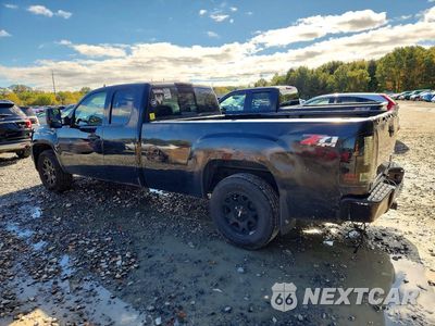 Drugie zdjęcie samochodu z przodu: 2010 GMC SIERRA K1500 SLE VIN:1GTSKVE08AZ241505 - miniatura