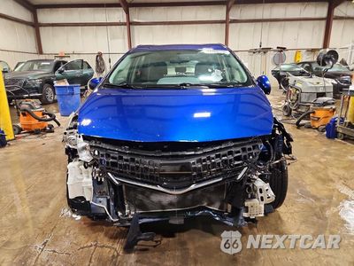 Piąte zdjęcie samochodu w środku: 2013 TOYOTA PRIUS V THREE VIN:JTDZN3EU6D3277973 - miniatura