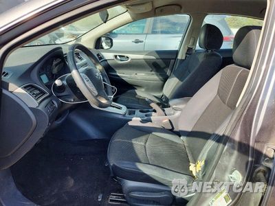 Zdjęcie 7 z 12 samochodu: 2015 NISSAN SENTRA S VIN:3N1AB7AP5FY334853 - miniatura